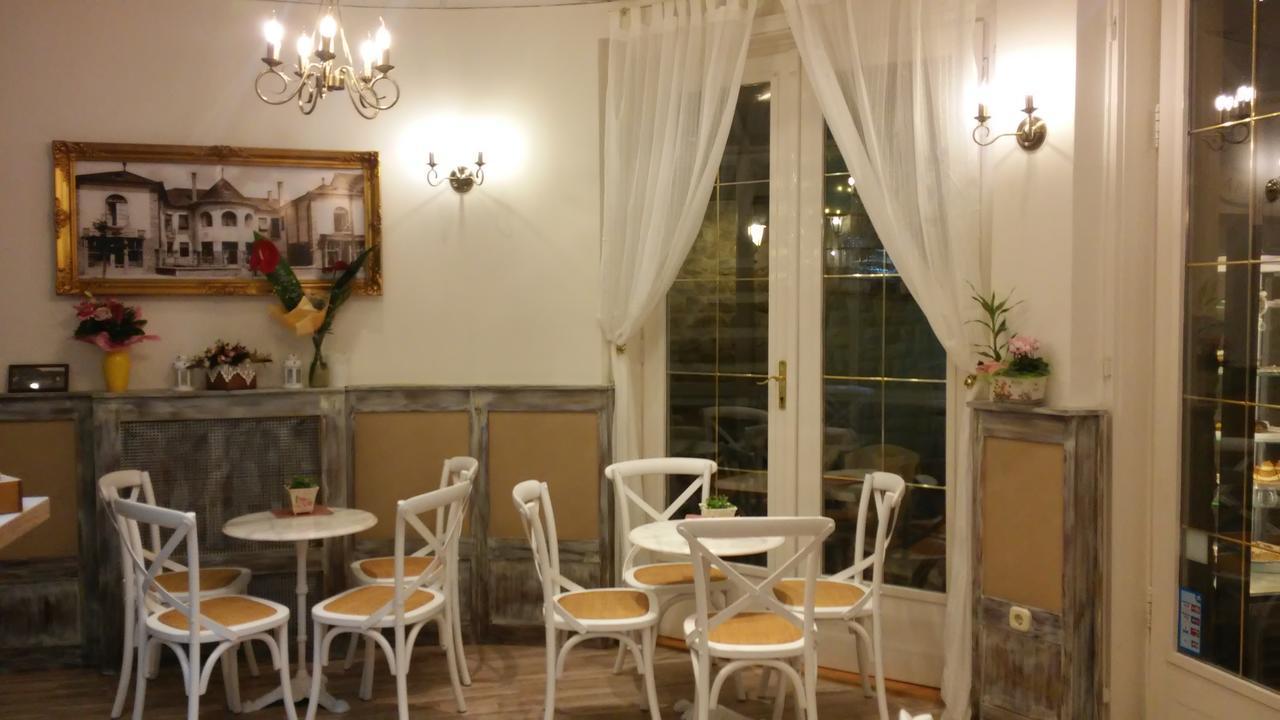 Astoria Panzio Bed & Breakfast Heviz Exterior photo